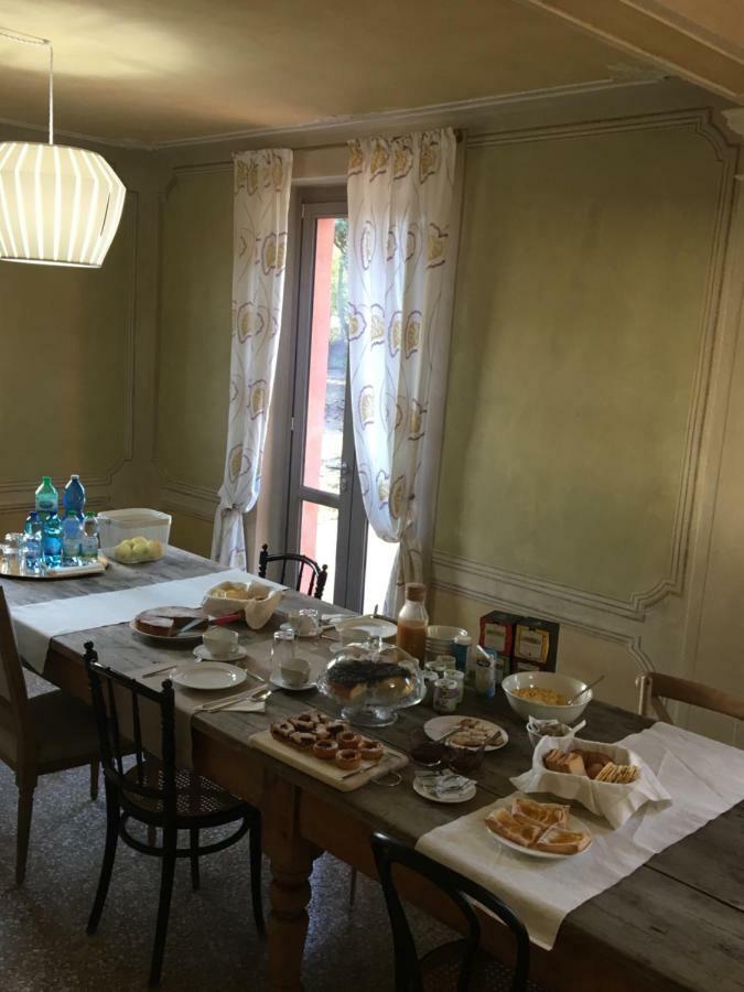 Villa Laura Cocconi ภายนอก รูปภาพ